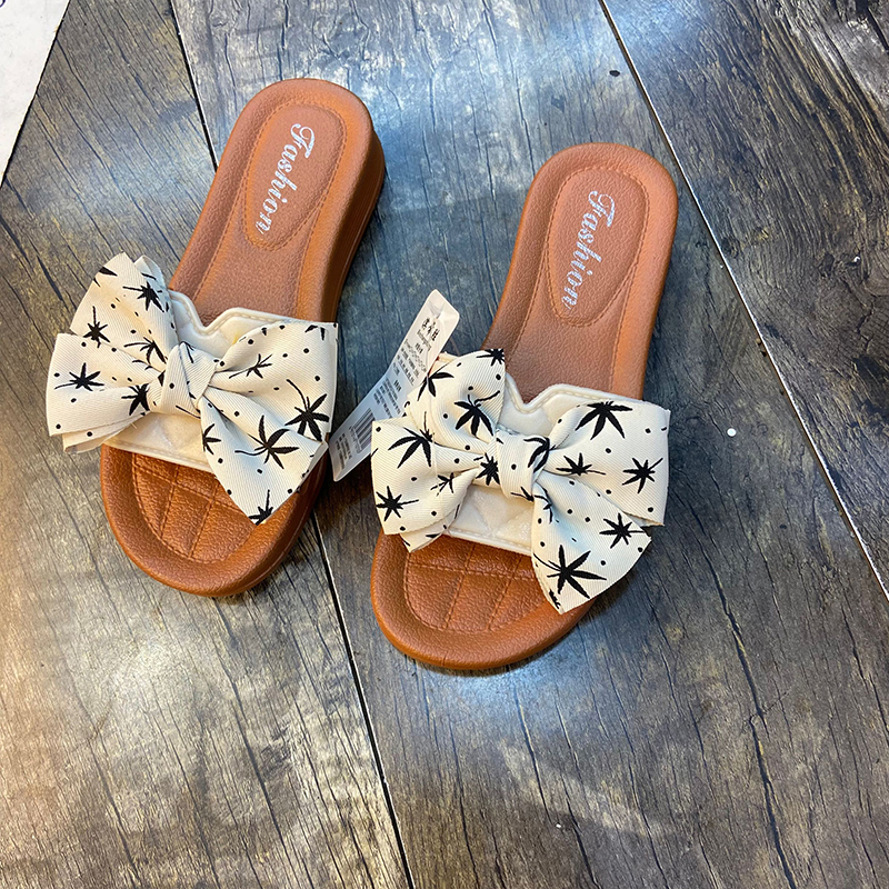 Dames 2024 Zomer Britse Stijl Zachte Onderkant Vlinder Dauw Teen Anti Slip Cool Slippers Voor Vrouwen Één Lijn Slepen Schoenen