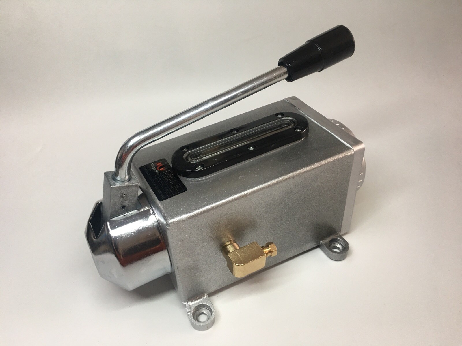 Y-8 Hand Operated Manual Pump Lubrication Punching Oil Pump CNC Milling Machine Manual Hand Pump Oiler