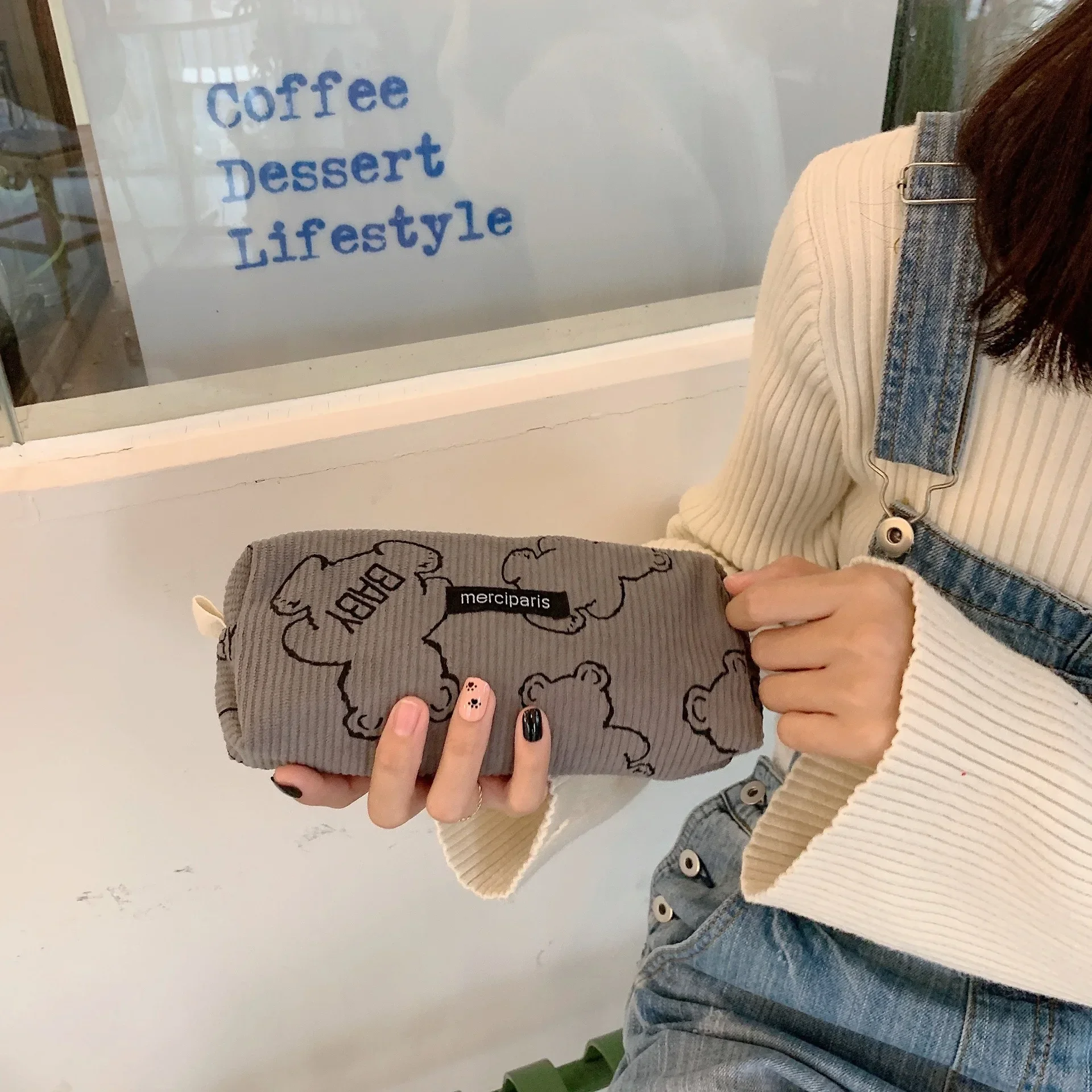 Women Corduroy Flower Cosmetic Bags Travel Brush Lipstick Storage Case Female Makeup School Stationery Pencil Cases: black