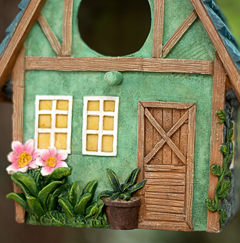 Pastoral Style Bird House Resin Crafts Outdoor Bird House Winter Warm Bird Nest Hanging Nest Garden Decoration