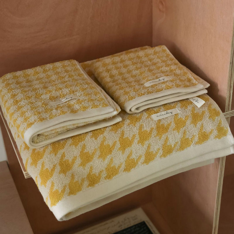 Classic Houndstooth Plaid Towel 100% Cotton Bath Face Hand Square Towel Sets Super Soft Absorbent Bathroom Home Travel Towels: YELLOW / 70x140cm
