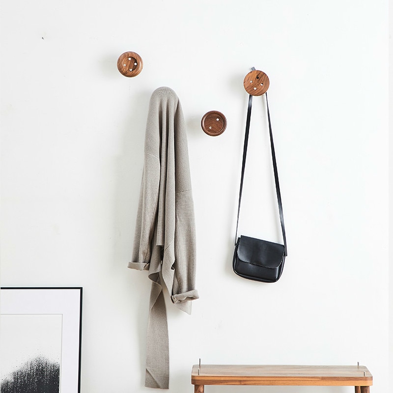Europe Solid Wood Wall Hanging Coat Rack Bedroom Metope Simple And Easy Saddlebag Frame Button A Hook Clothes Frame