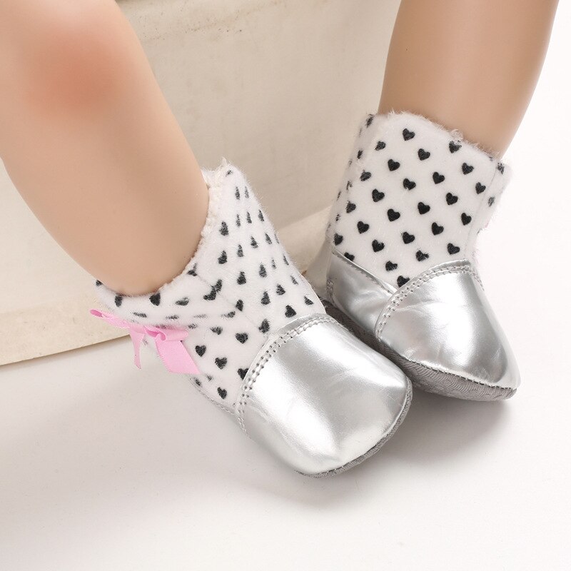 Focusnorm Newborn Baby Winter Boots Girl PU Crib Shoes Anti-slip Soft Sole Prewalker Sneakers Anti-slip Snow Thick Shoes 0-18M: Silver / 7-12 Months