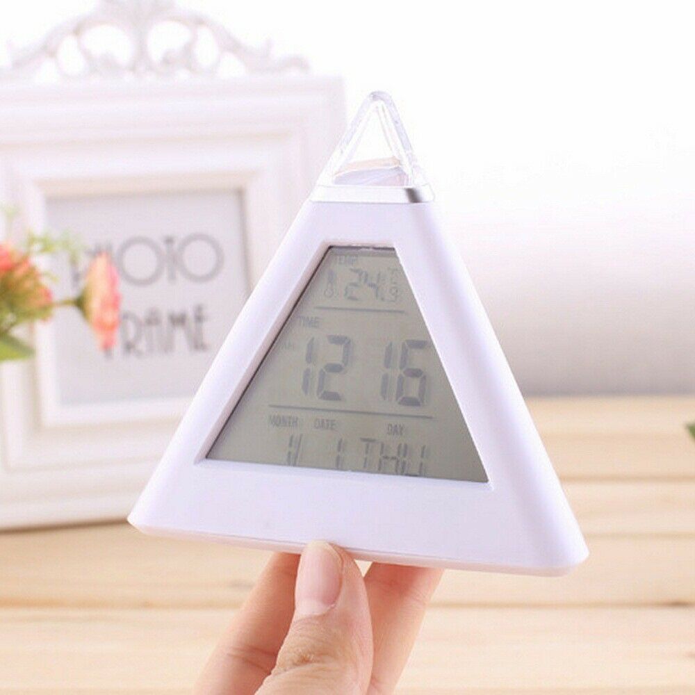 Lcd Wekker Nachtlampje Thermometer Digitale Wandklok Verwisselbare 7 Kleuren Kleurrijke Piramide Led Klok Home Decor Accessorier