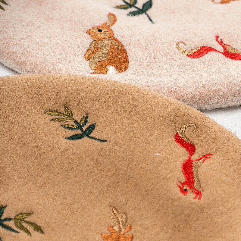 Herfst Winter Vrouwen Meisjes Mode Warme Kunstenaar Hoed Wollen Muts Mori Konijn Eekhoorn Bladeren Geborduurde Wol Baret Kunstenaar Hoed