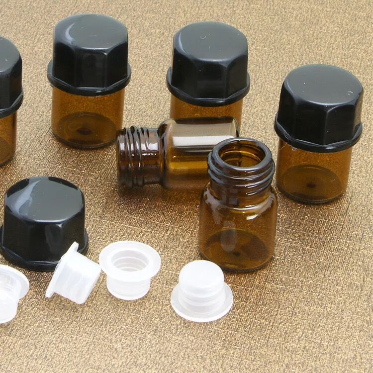 50 botellas de vidrio ámbar de 1ml/2ml/3ml/5ml drams para aceites esenciales, frascos pequeños de vidrio fino para perfumes marrones, frascos de muestra para pruebas.