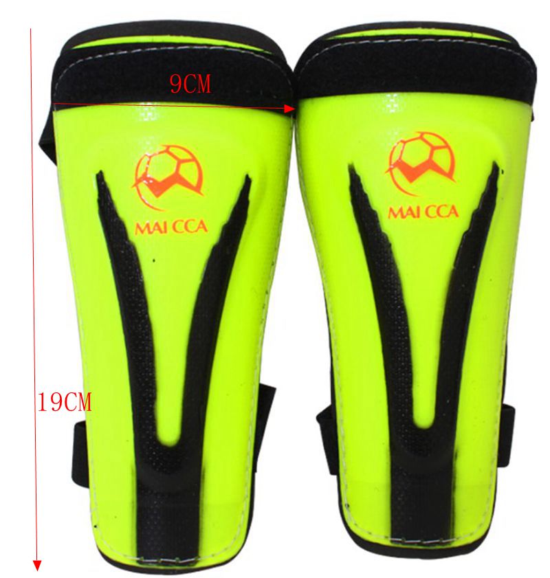 Bodyprox Football shin guards for men, women and teenagers (size L
