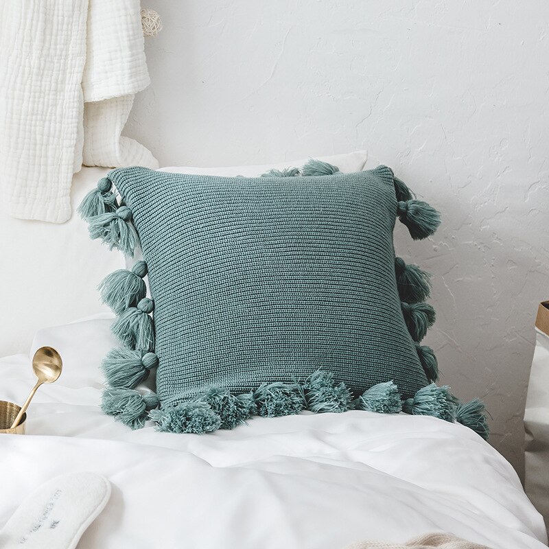 Neulottu boho -tyynynpäällinen, jossa pom pomsi tupsut 18 x 18 tuumaa kudottu koristeellinen hapsutyynyn tyynyliina sohvan kodin sisustukseen: Vihreä
