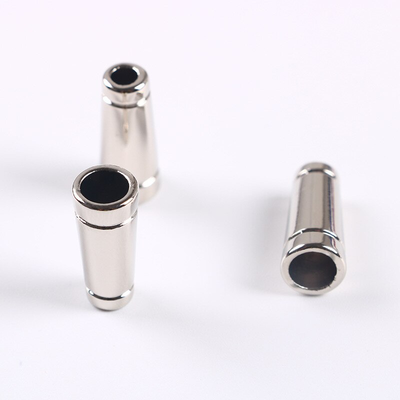 20mm trattformad lång lås sladd stopp rep ändar lock dragsko växlar klämma kläder kläder skosnöre tillbehör: Silver-