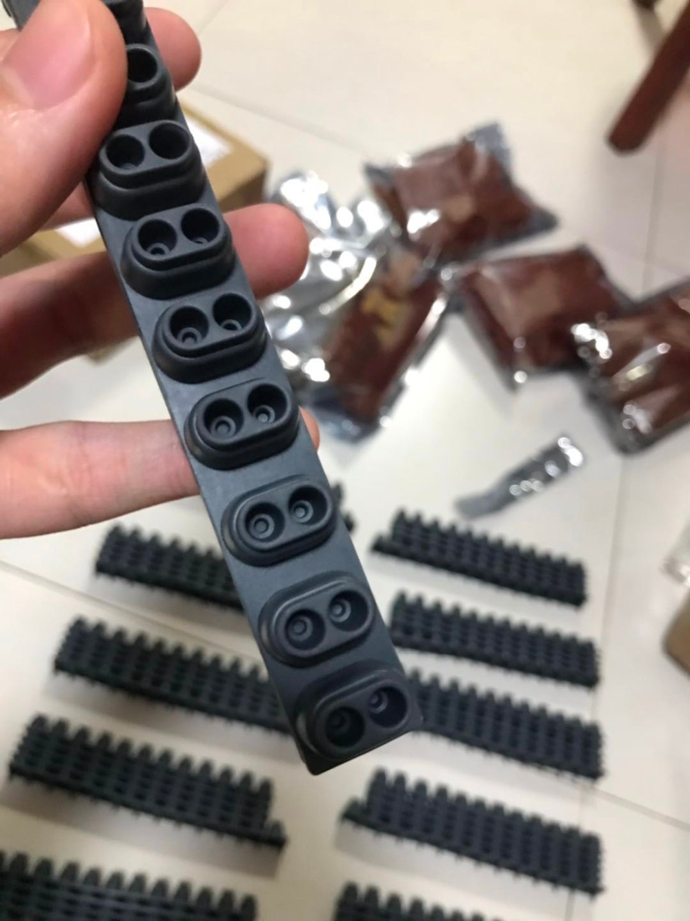 5 teile/los leitfähigen gummi kontaktieren pad taste d-pad für yamaha psr -e423 dgx -205 kb-180 psr -e303 psr -e313 pse -e323 pse -e343 e403