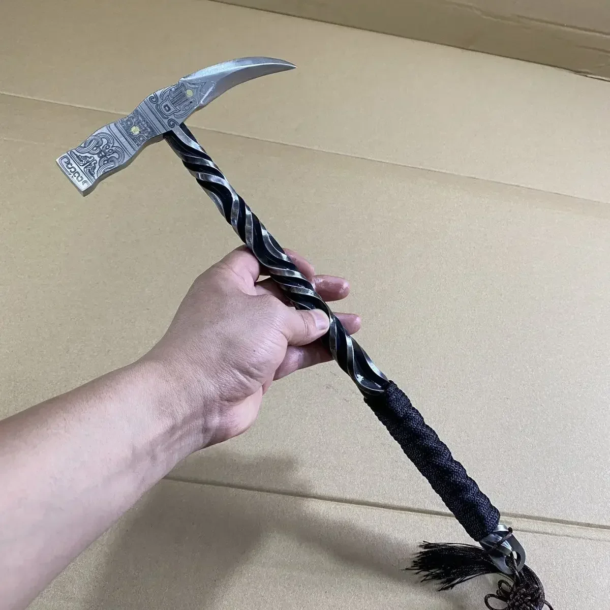 40cm Wild Boar Hammer Hand Forged Integrated Hammer Multifunctional Tool Camping Hand Hammer gardening tools and equipment