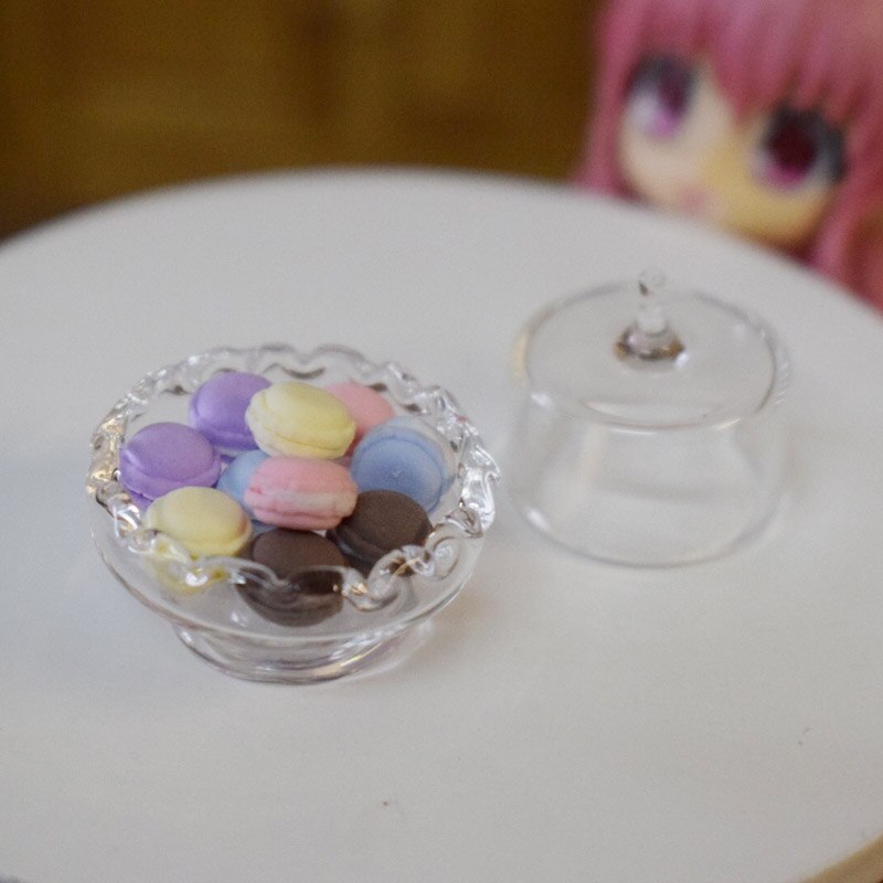 1:12 Scale Cute Mini Pretend Play Macaron with Glass Dish Dollhouse Miniture Food Kitchen Decoration Accessories Toy