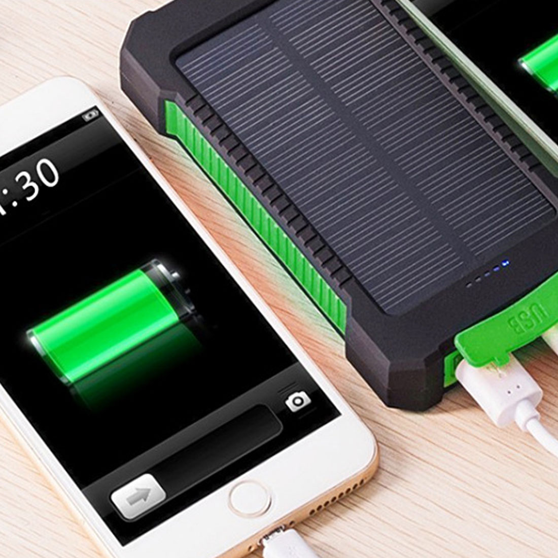 Solar Power Bank Battery Charger 20000 mAh High Capacity Waterproof dual USB External Polymer Outdoor Light