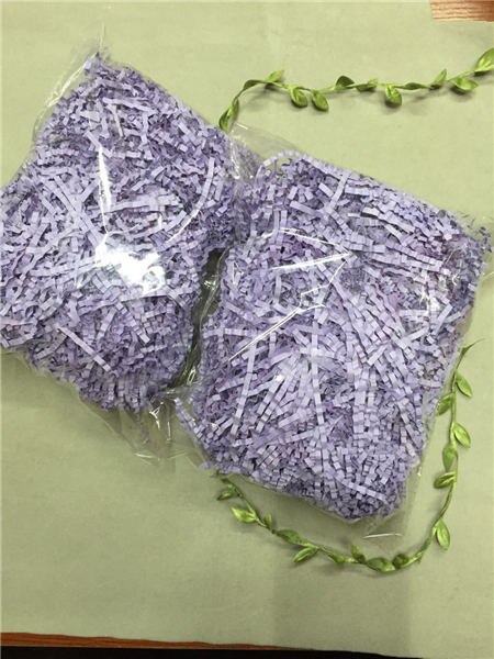 2 poser raffia strimlet krøllet papir konfetti boks fyllmateriale bursdag bryllupsfest rekvisita: Lilla