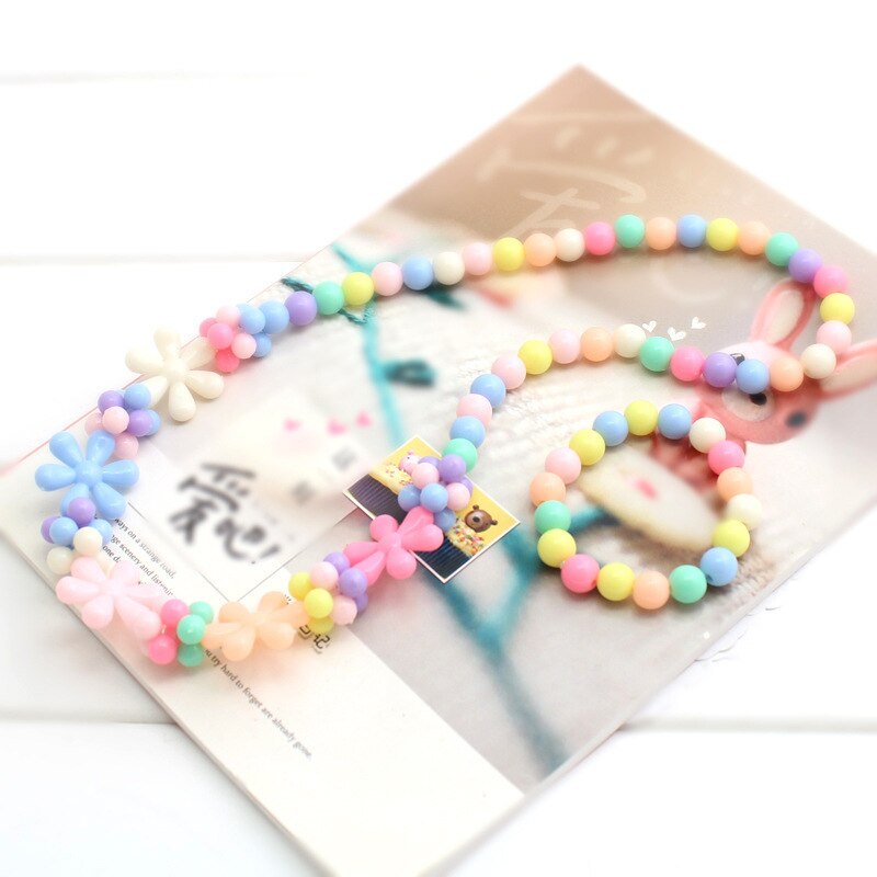 Conjunto de accesorios de princesa para niña, para niña, mezcla de colores de macarrón, cuentas acrílicas, collar y pulsera de flores