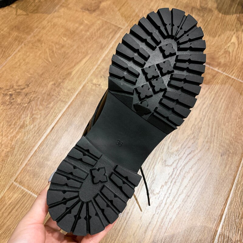 Svarte støvler punk motorsykkel støvler til kvinner hule knehødu støvler sommer snøre lange støvler damesko femmes bottes
