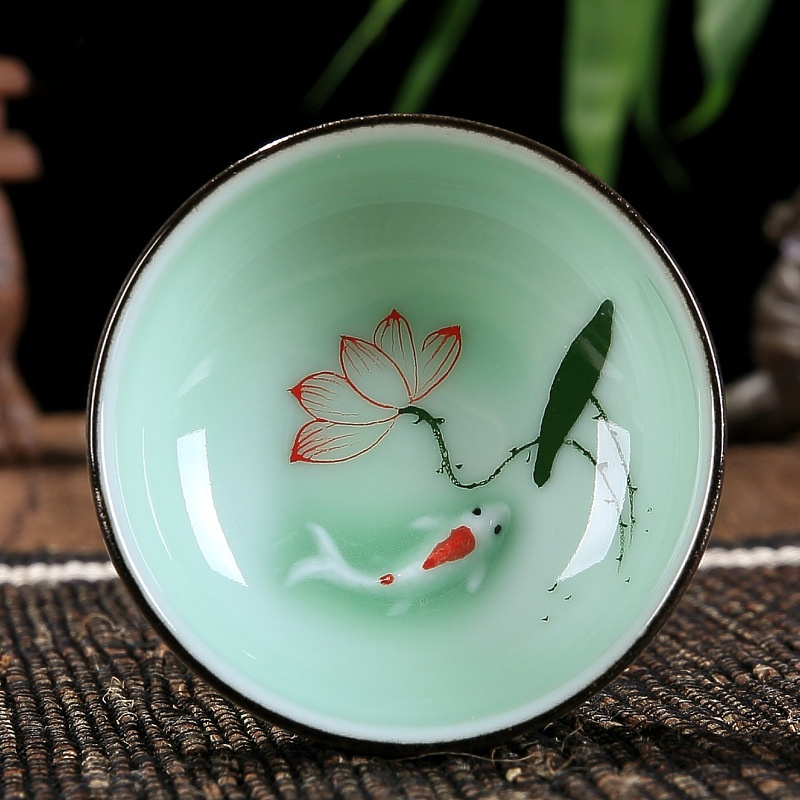 Juego de té chino de Kung Fu Celadon, tazas de té redondas planas de loto Pu'er pintadas a mano, tazas de té de loto de cerámica de carpa individual, 60ml,: 1