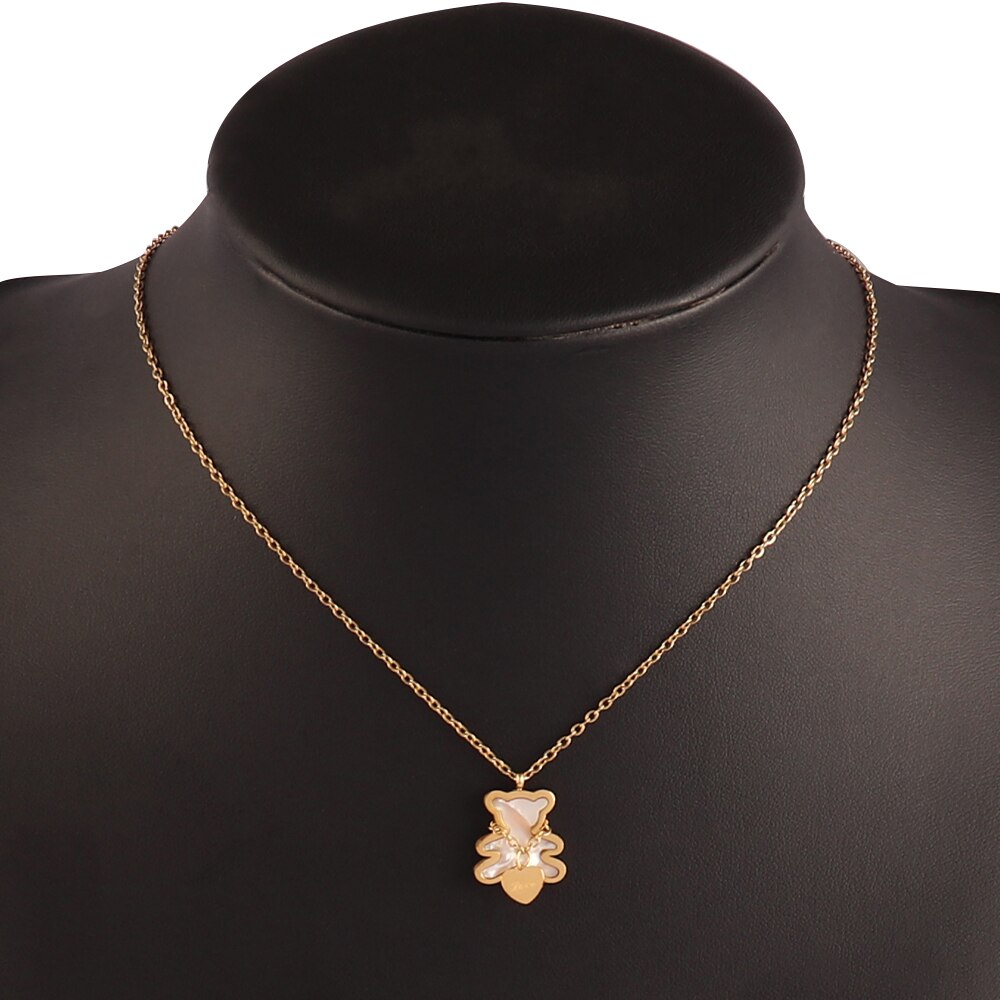Trendy Product Stainless Steel Necklace For Women Gold Silver Color Charm Flower Butterfly Pendant Necklace Jewelry: B0268