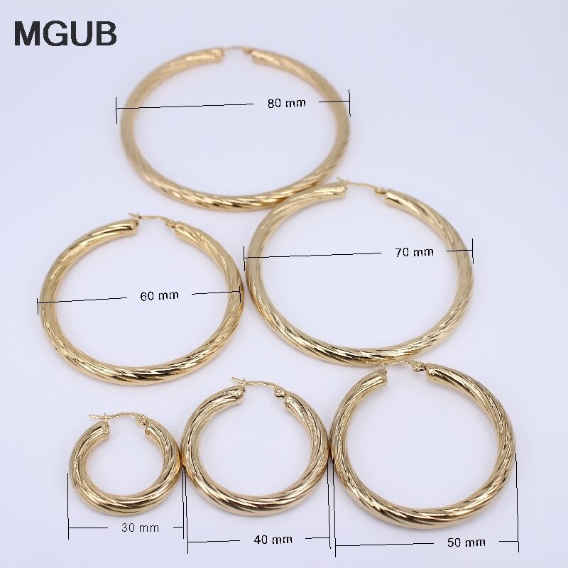 30-50mm size selection gold color Stainless steel popular hollow earrings Lightweight Women cute earrings LH391