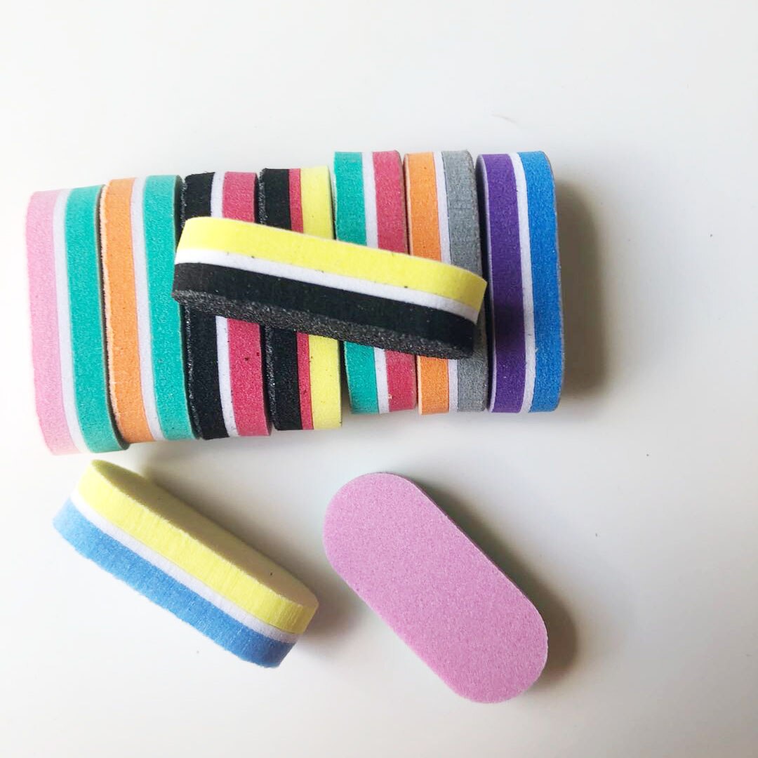 10 pçs cor da mistura mini bloco de buffer de unhas esponja bloco de arquivo de unhas descartáveis 100/180 mini arquivo de buffer de unhas lixa