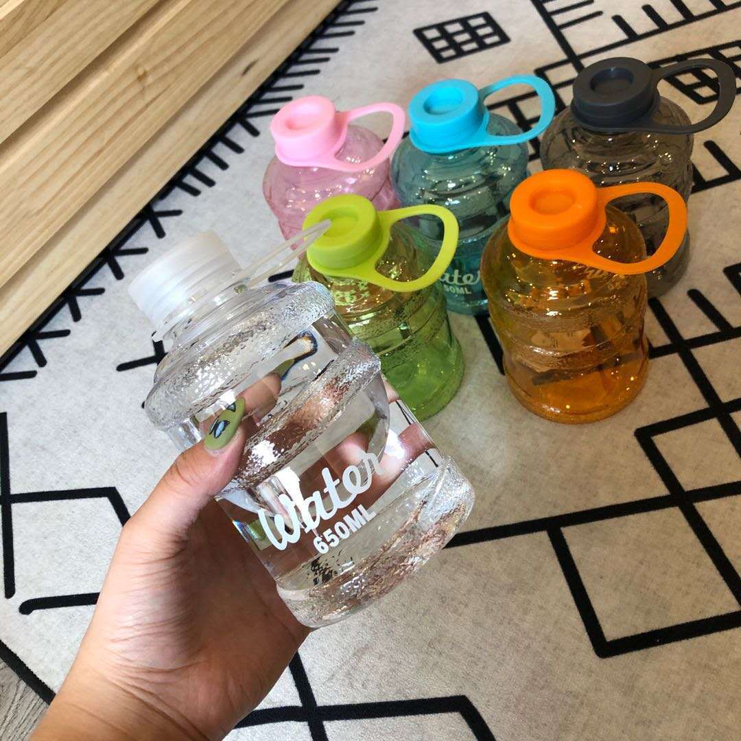 Eenvoudige Student Mannen En Vrouwen Kleine Schattige Water Fles Creatieve Vat Mini Water Cup Vrouwelijke Emmer Cup Plastic