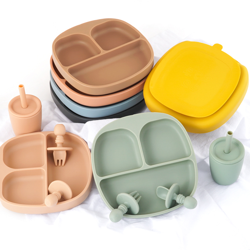 BPA Free Children's Tableware Baby Feeding Solid Food Dinner Set Plates Training Bowl Feeding Dishes Spoon Fork Straw Cup