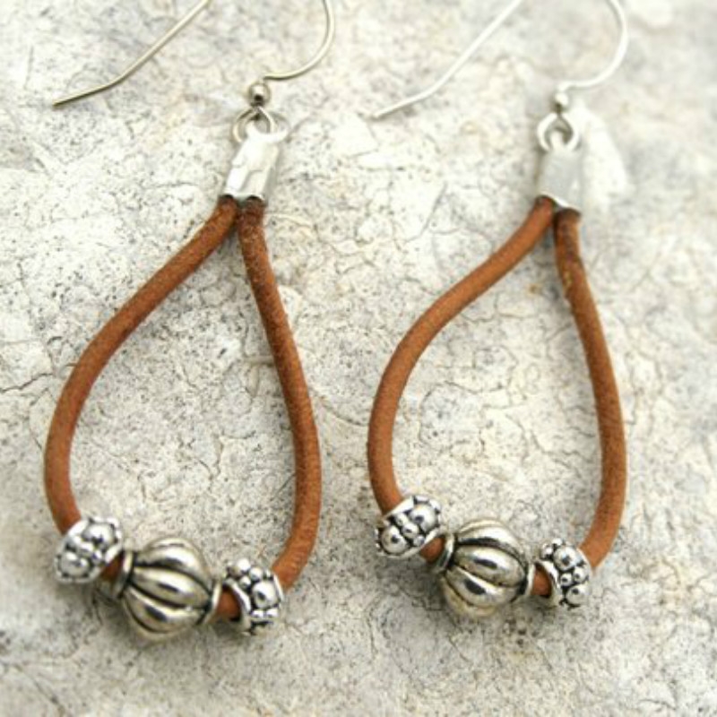 Pendientes de cuero grandes, pendientes de cuero con Concha en espiral, pendientes bohemios: Silver ---SA9