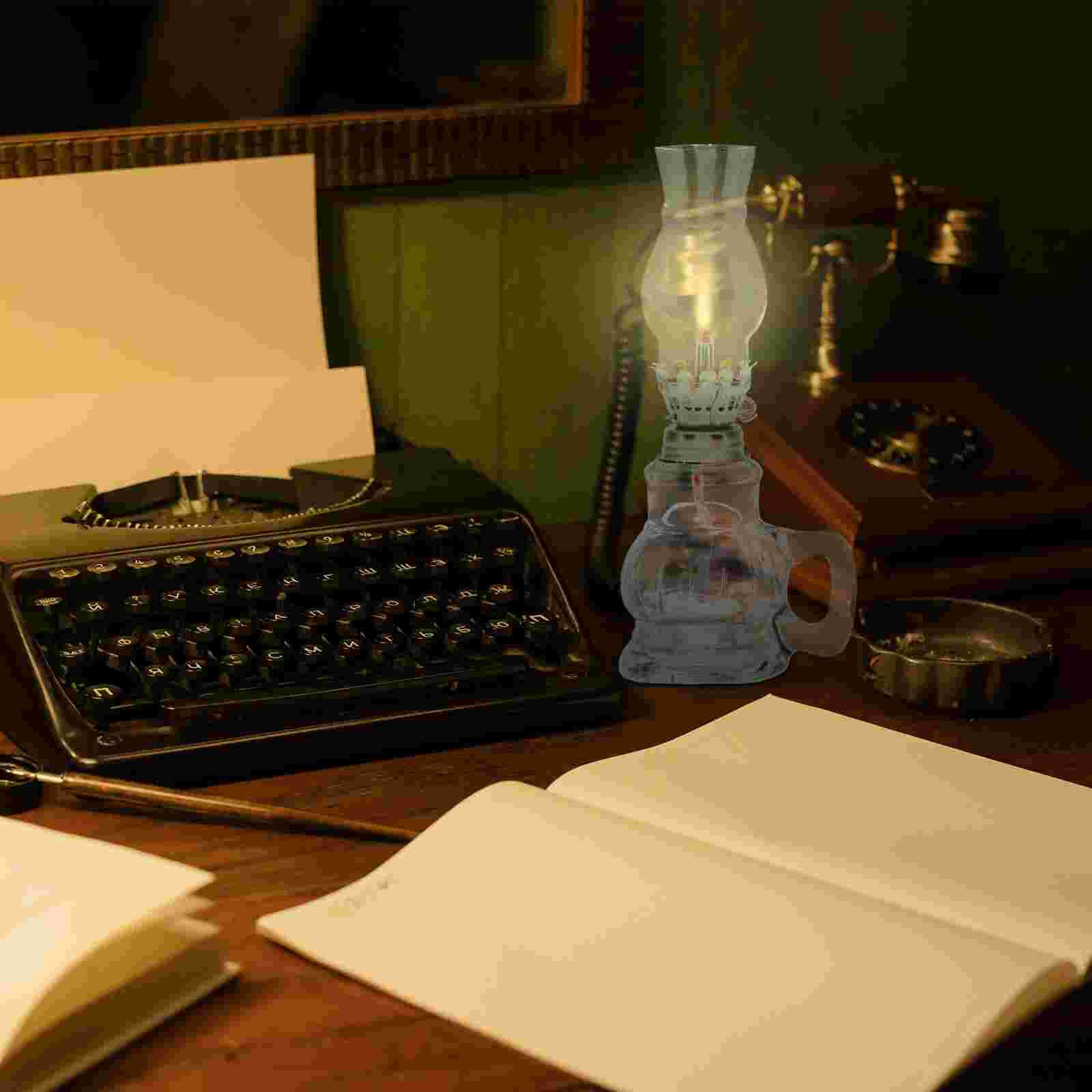 Desktop Oil Lamp Retro Kerosene Lamp Handheld Oil Lantern Glass Kerosene Lamp