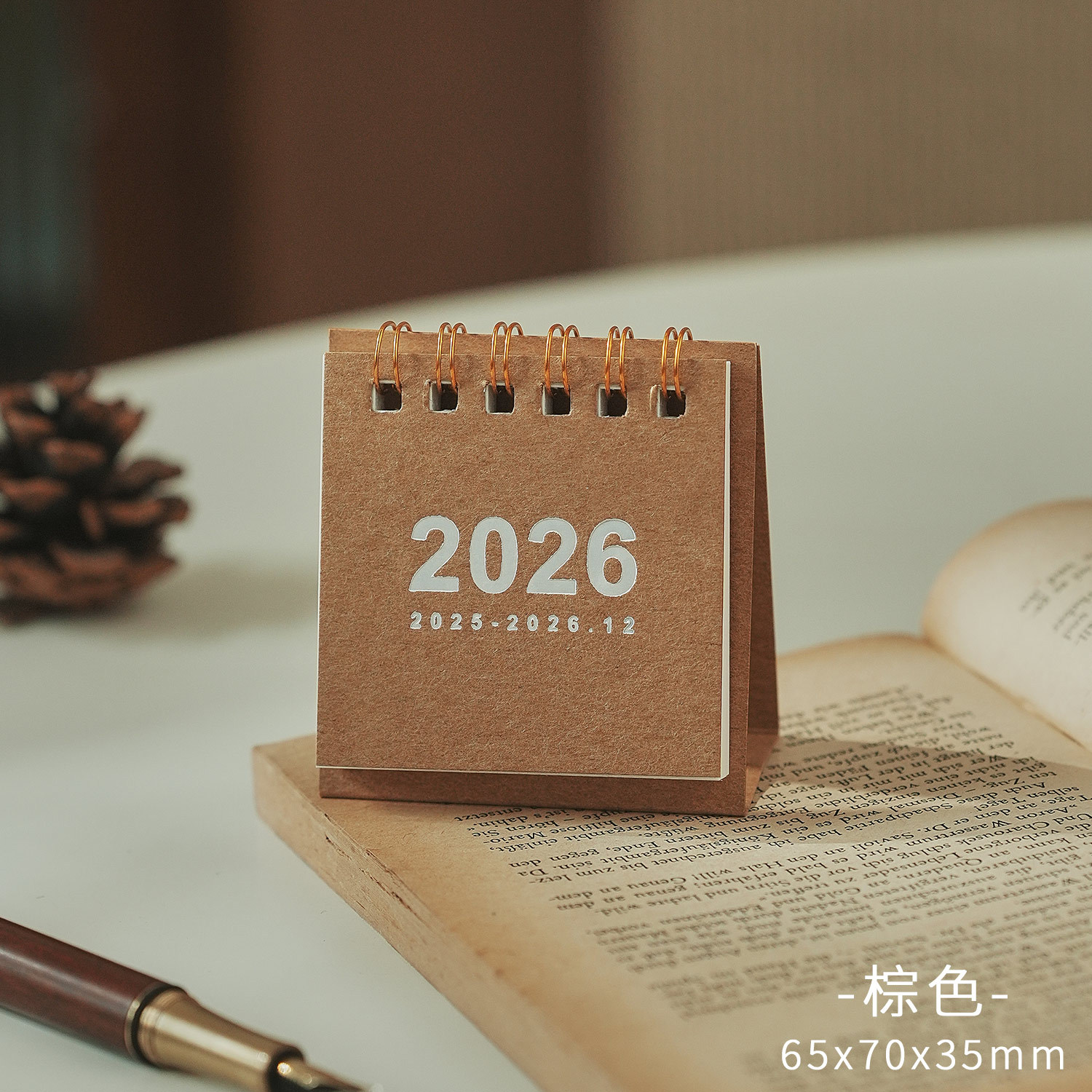 Mini calendrier 2026 Simple, fournitures scolaires et de bureau, calendrier de bureau, planificateur mensuel, accessoires de bureau, enregistrement de décoration: green