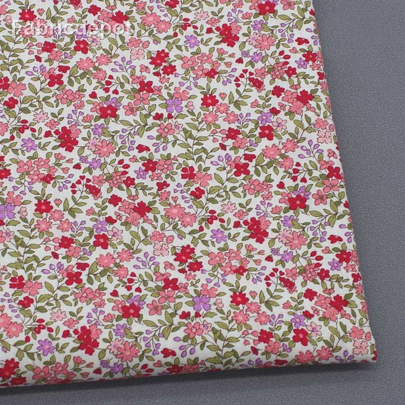 Sommarfrihet färskt litet blommigt tyg ren bomull tunn sektion textil för sömnad av kläder per meter: Beige