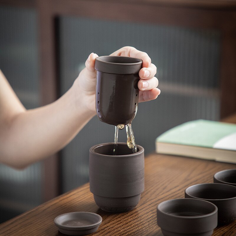 Creatieve Draagbare Zisha Thee Kopjes Set voor Reizen Paarse Klei Thee Set voor Outdoor Trips Relatiegeschenk Aanwezig 4 Cups