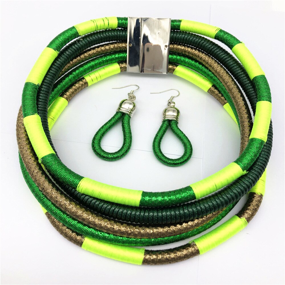 mehrschichtig Stamm Halsband Ohrringe einstellen Bunte Seil Weben Afrikanische Halsketten gewebte klobig Lätzchen ErkläSprosse Drehmoment Verschlüsse Halskette: Grün