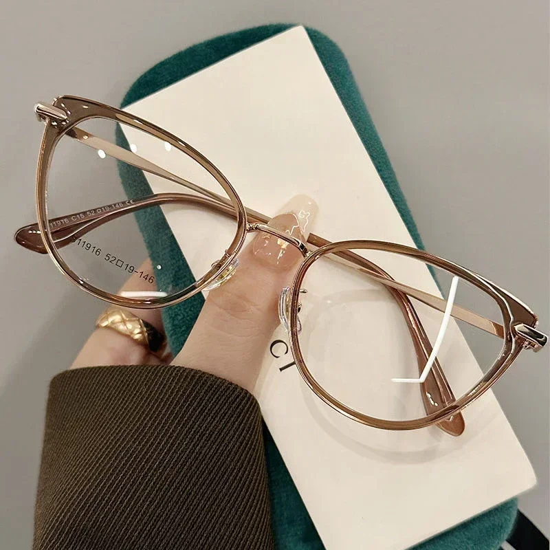 2025 Katze Auge Photochrome Myopiebrille für Frauen draussen Farbwechsel UV-Schutz Sonnenbrille Nahsichtbrille