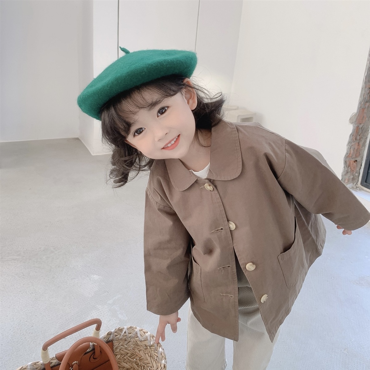 Spring girls solid color retro style trench jackets Kids 2 colors long style coats: Dark Brown / 2T