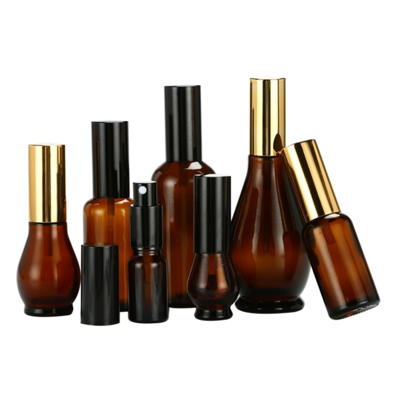Draagbare bruine lichtdichte glazen spuitfles kleine gieter draagbare make-up toner gezichtsparfumfles 100ml gouden deksels