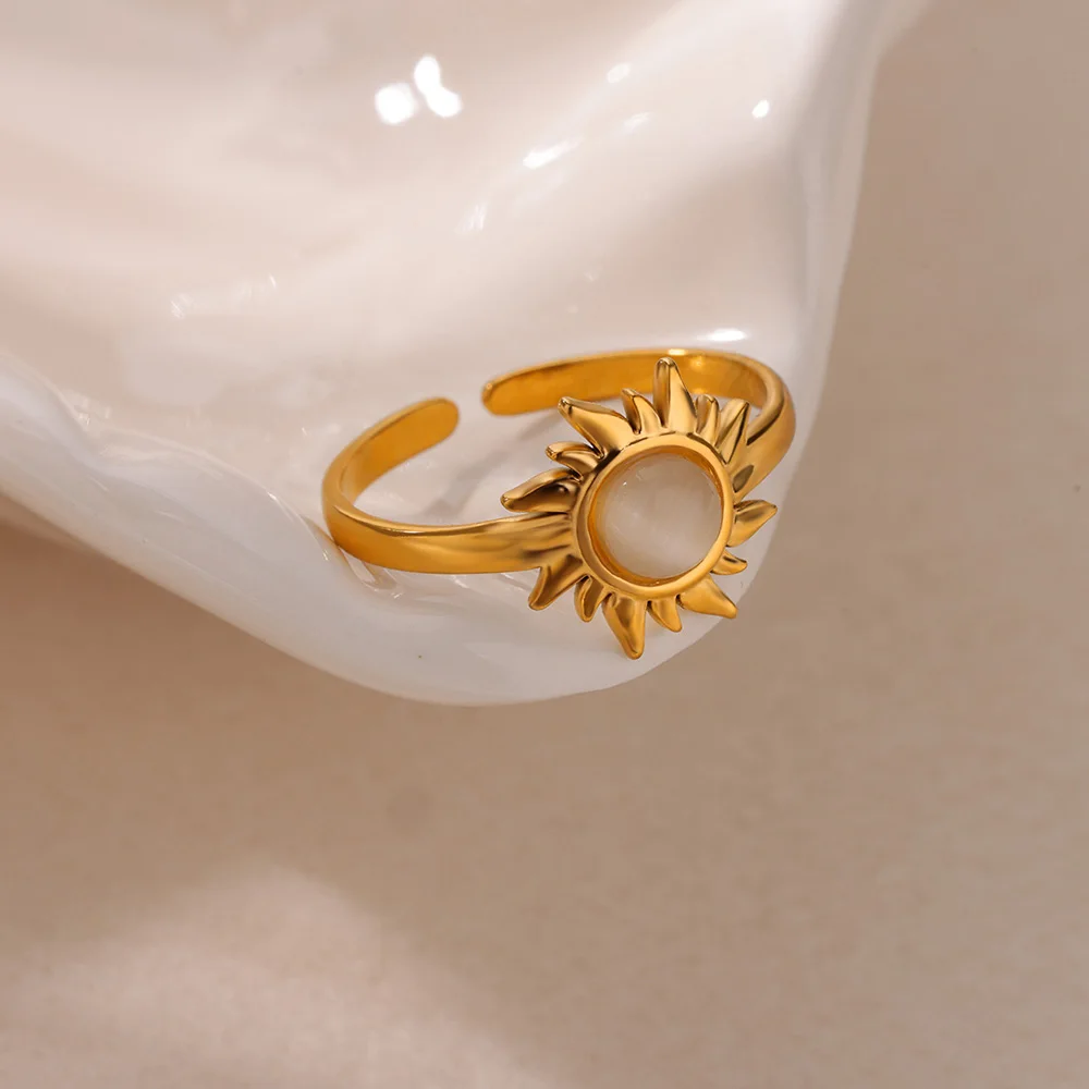 Delicado anillo de circón con concha de estrella de mar, tortuga, mal de ojo, anillo de acero inoxidable para mujer, abalorio dorado antidecoloración, accesorios de joyería,: Rojo