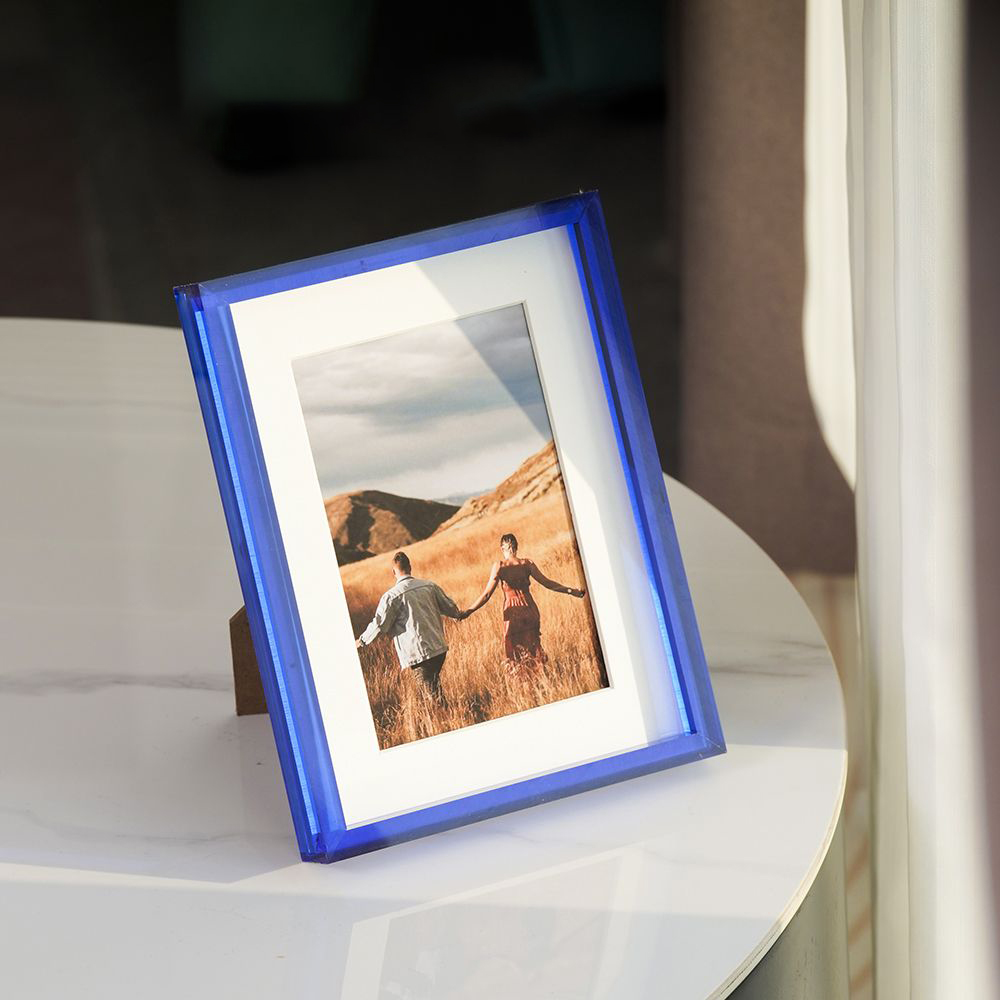Cadre photo en acrylique néon, cadre photo décoratif, bureau à domicile, chambre à coucher, présentoir de galerie britannique, couleur vive: 7 pouces / Bourgogne