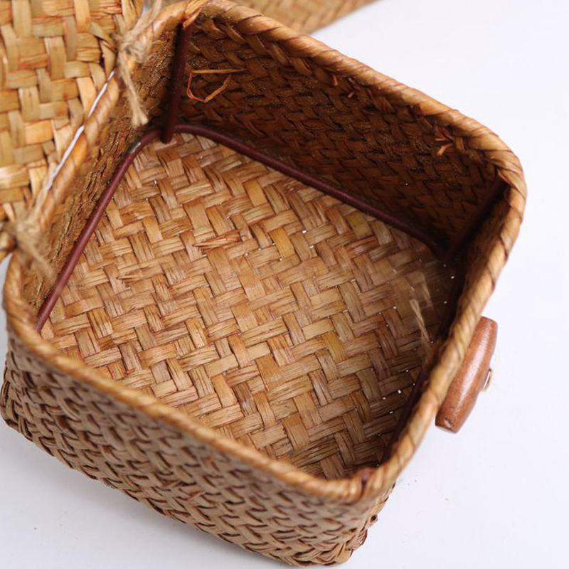 Seaweed Storage Basket Hand-woven Storage Box with Lid Sundries Cosmetic Organizer Rectangular Closet Organizer Laundry Basket