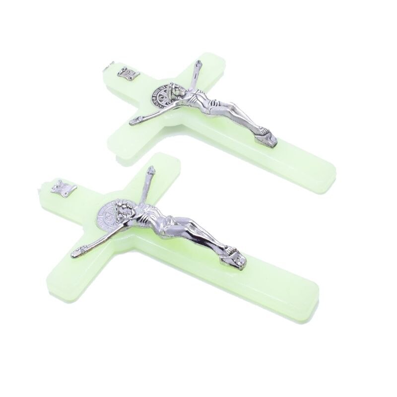 Christus jezus kruis lichtgevende glow in the dark hanger kruisbeeld ornamenten bedels