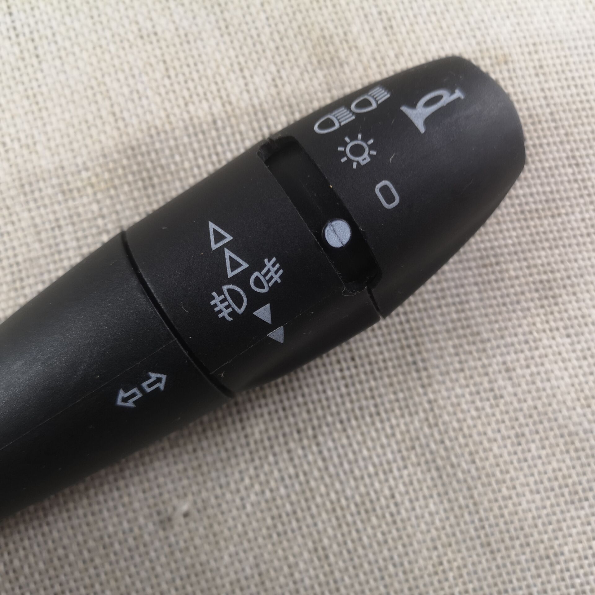 Auto Richtingaanwijzer Schakelaar Stuurkolom Auto 96477533XT Voor Peugeot 1007 206 207 307 406 407 807: Horn