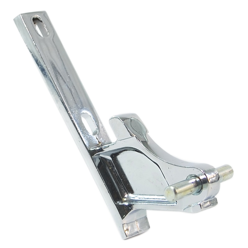 Refrigerator door hinge door shaft