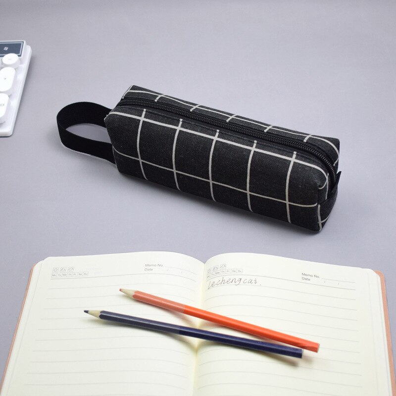 Grote Capaciteit Etui Zwart En Wit Plaid Canvas Etui Student Draagbare Etui Briefpapier Zak Briefpapier Doos: Black