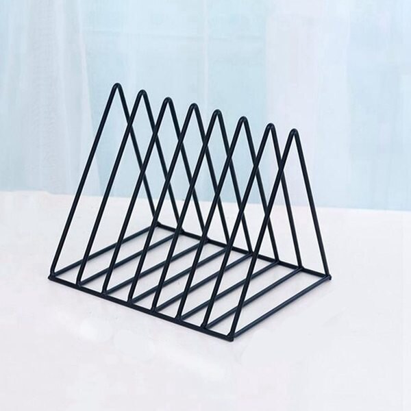 Nordisk triangel enkel smidesjärn skrivbord lagringshylla hylla fil tidskrift bokstöd kontor rack brevpapper arrangör hållare: Svart