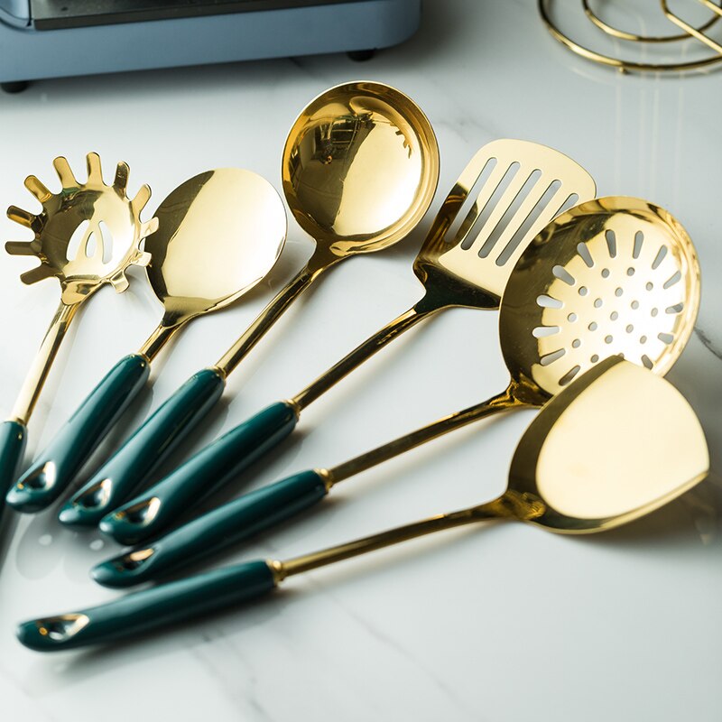 6/7 Pc Kookgerei Keukengerei Set Nordic Stijl Roestvrijstalen Keuken Gereedschap Accessoires Luxe Kookgerei Speciale Tool Lepel Deluxe Green Gold schep, lepel, haak, plank voor handige opslag en reiniging: 6PC cookware set