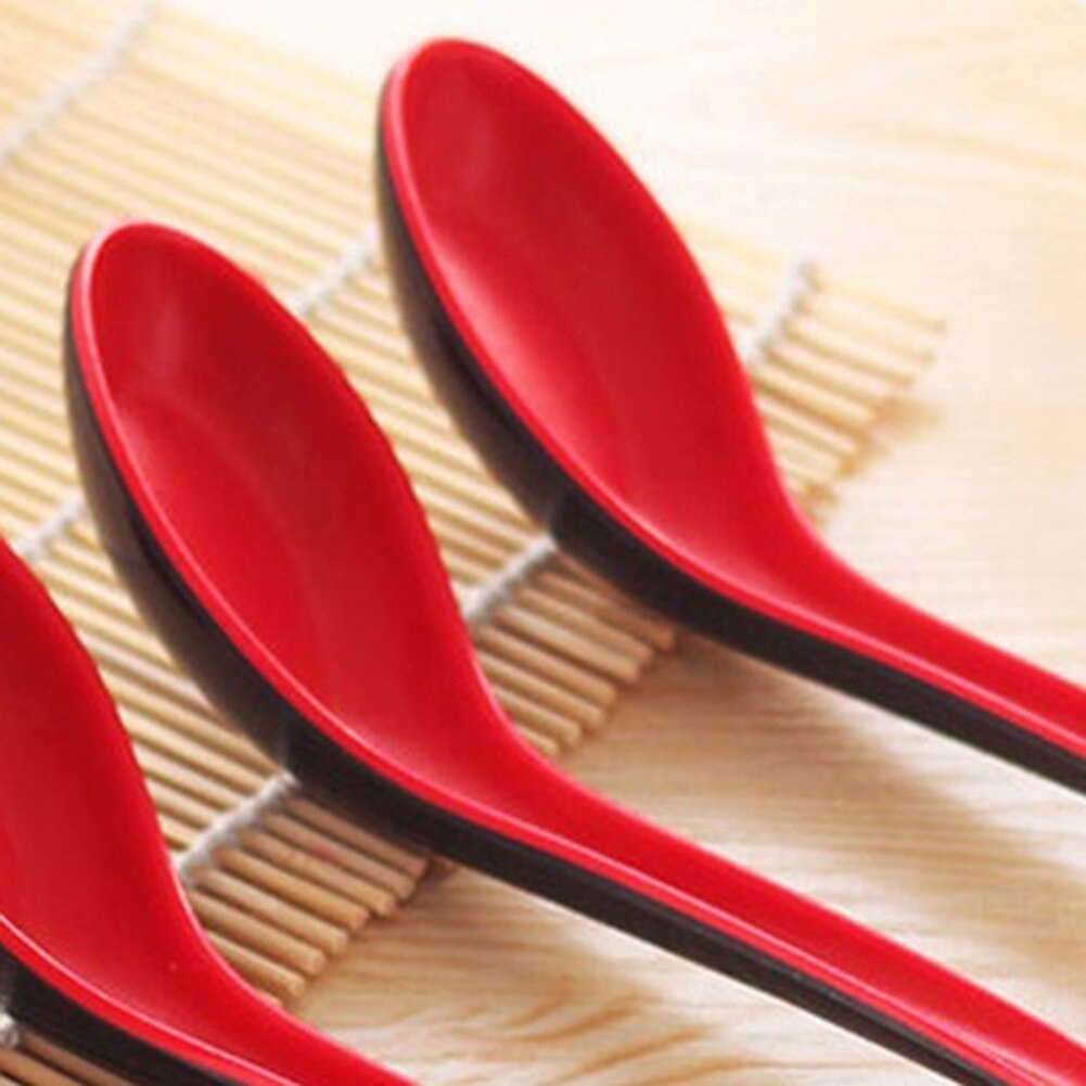 Vajilla de Color rojo y negro para el hogar recipiente de plástico japonés para sopa, cucharada de gachas, accesorios de cocina calientes, cuchara de sopa para el hogar y restaurante