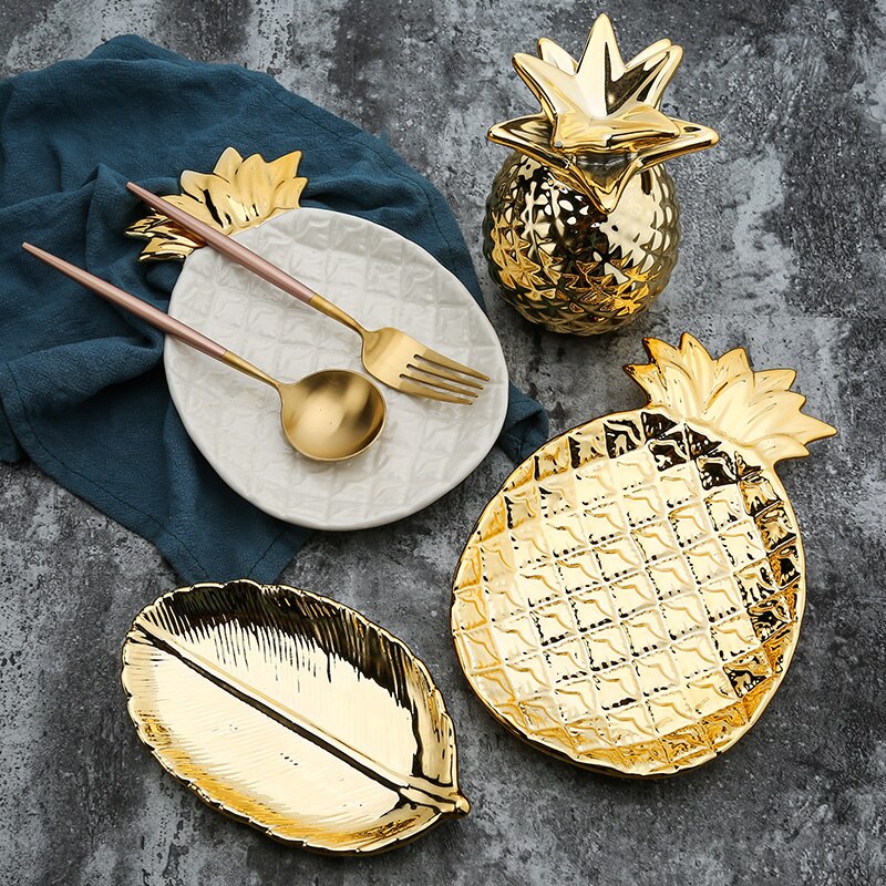 Nordisk keramisk opbevaringsbakke snack frisk mad stang strip plade hjem køkkenbord kontor arrangør gylden ananas blad form fad