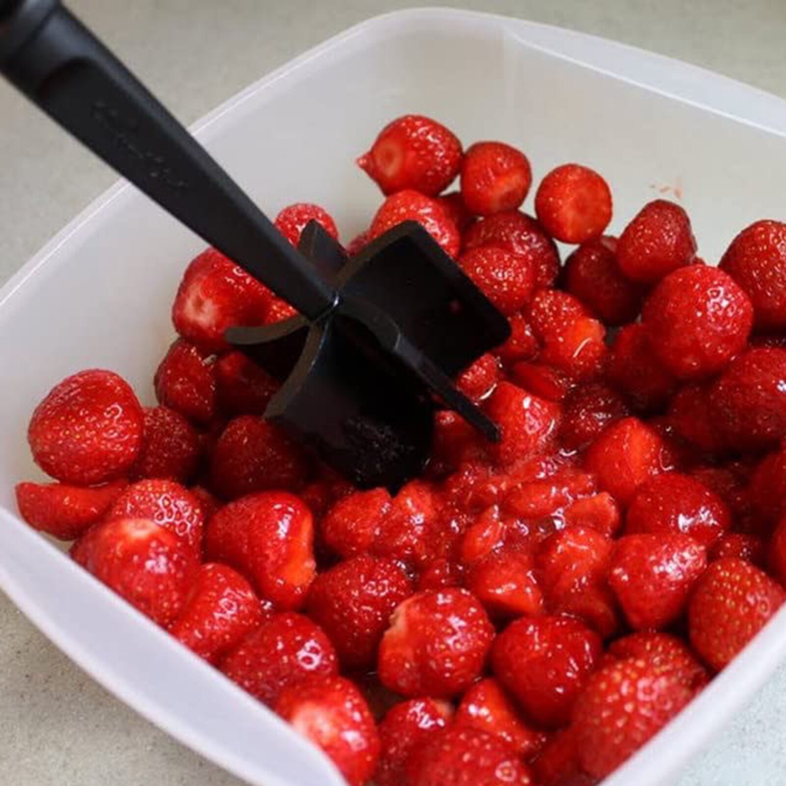 Portable Meat grinder Chopper Resistant Concentrate Stirrer Vegetable Fruit Blender Hamburger Mixer Non Stick Blends and Mashes