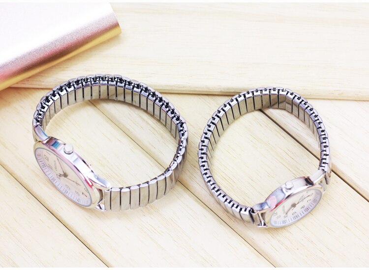 Vrouwen Mannen Eenvoudige Mode Elastische Band Roestvrij Staal Quartz Horloge Dames Jurk Wit Zwart