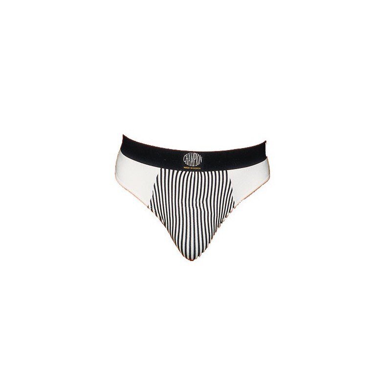 Slip con coquilla desmontable, forma anatómica, muy cómoda.