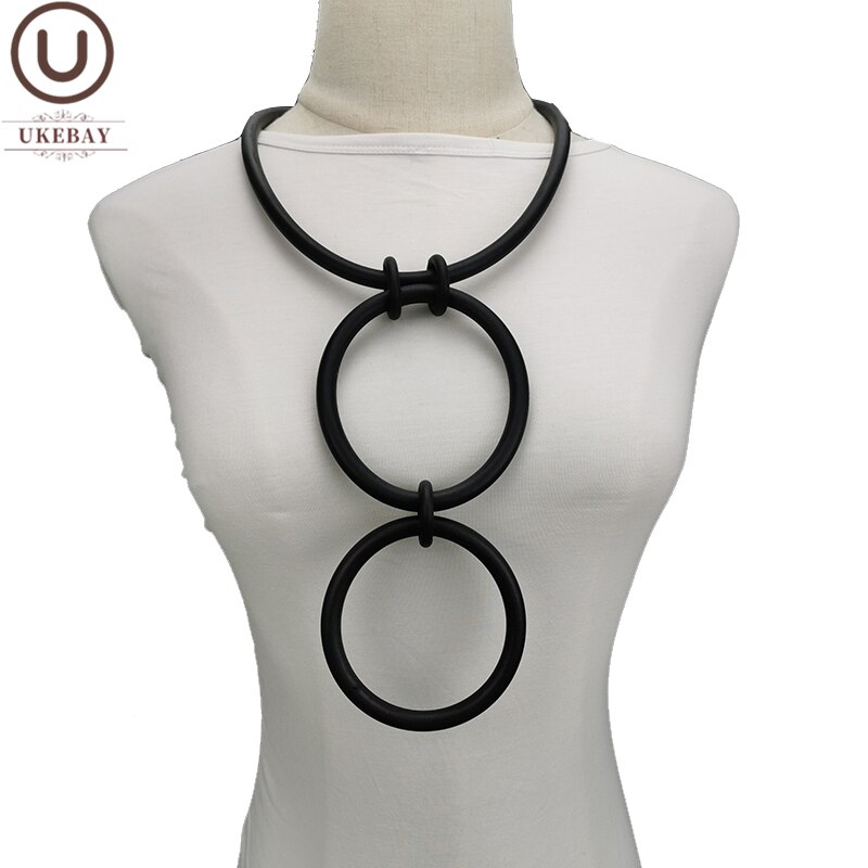 UKEBAY Nuovo il giro Geometrica Collane con Pendente Donne Gioielli Fatti A Mano di Gomma Collana Girocollo Monili Del Corpo Vestiti Accessori